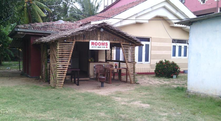 Yoho Mango House Hotel Negombo Room photo