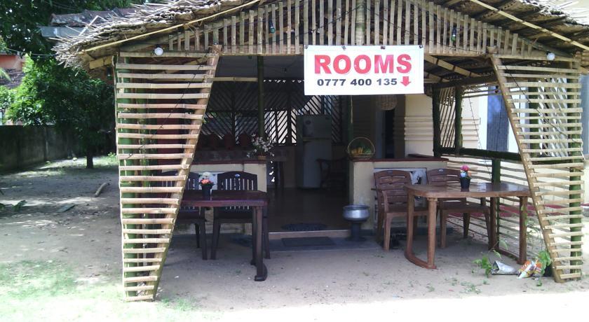 Yoho Mango House Hotel Negombo Room photo