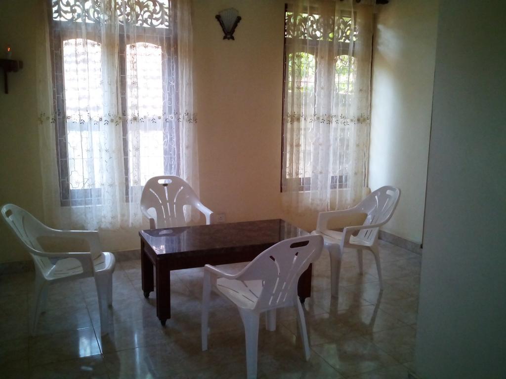 Yoho Mango House Hotel Negombo Exterior photo